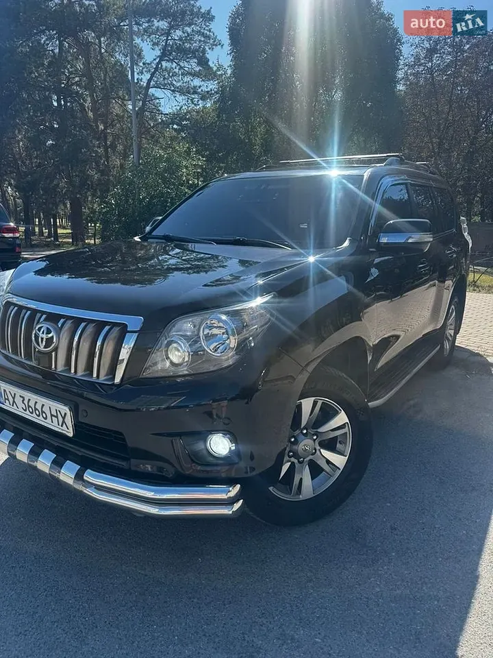 Toyota Land Cruiser Prado 2011 photo 5