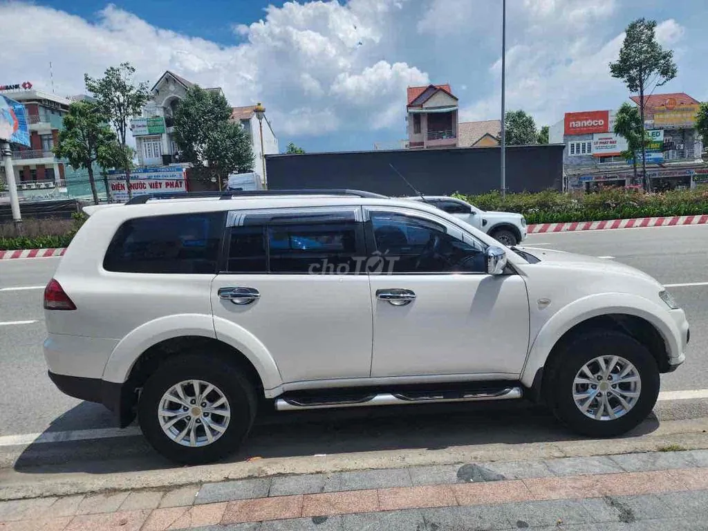 Mitsubishi Pajero Sport 2016 photo 3