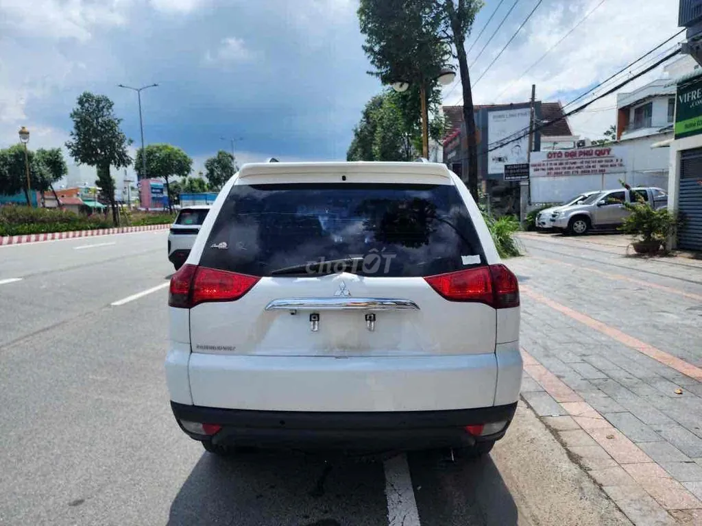 Mitsubishi Pajero Sport 2016 photo 2