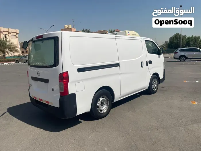 Nissan Urvan 2021 photo 4