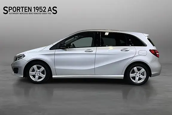 Mercedes-Benz B180 2015 photo 2