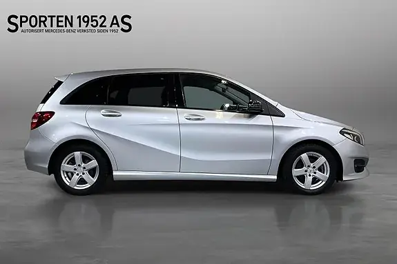 Mercedes-Benz B180 2015 photo 4