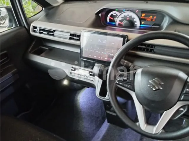 Suzuki Wagon R Fx 2024 photo 3