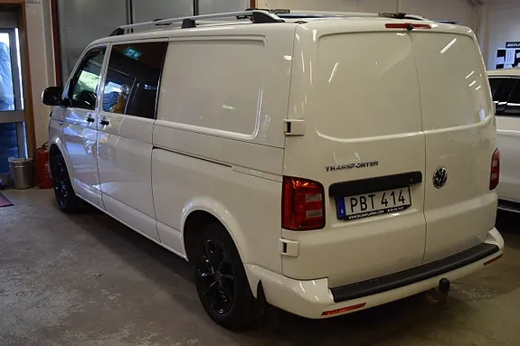 Volkswagen Transporter 2018 photo 4