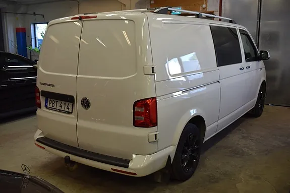 Volkswagen Transporter 2018 photo 5