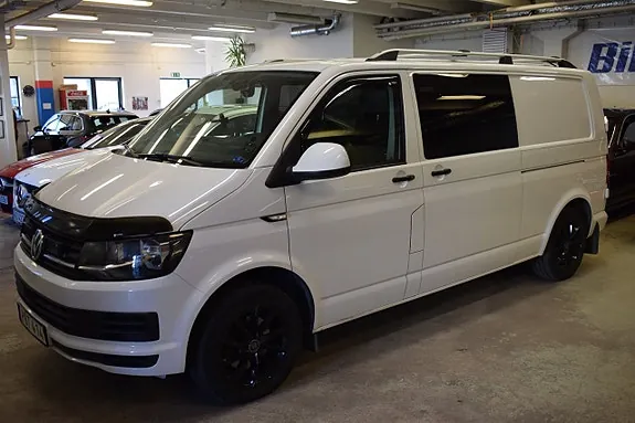 Volkswagen Transporter 2018 photo 3