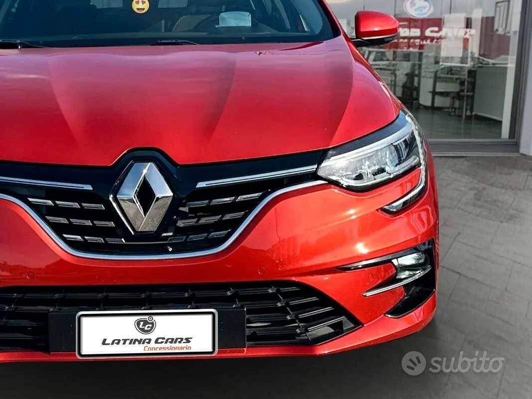 Renault Megane 2022 photo 2