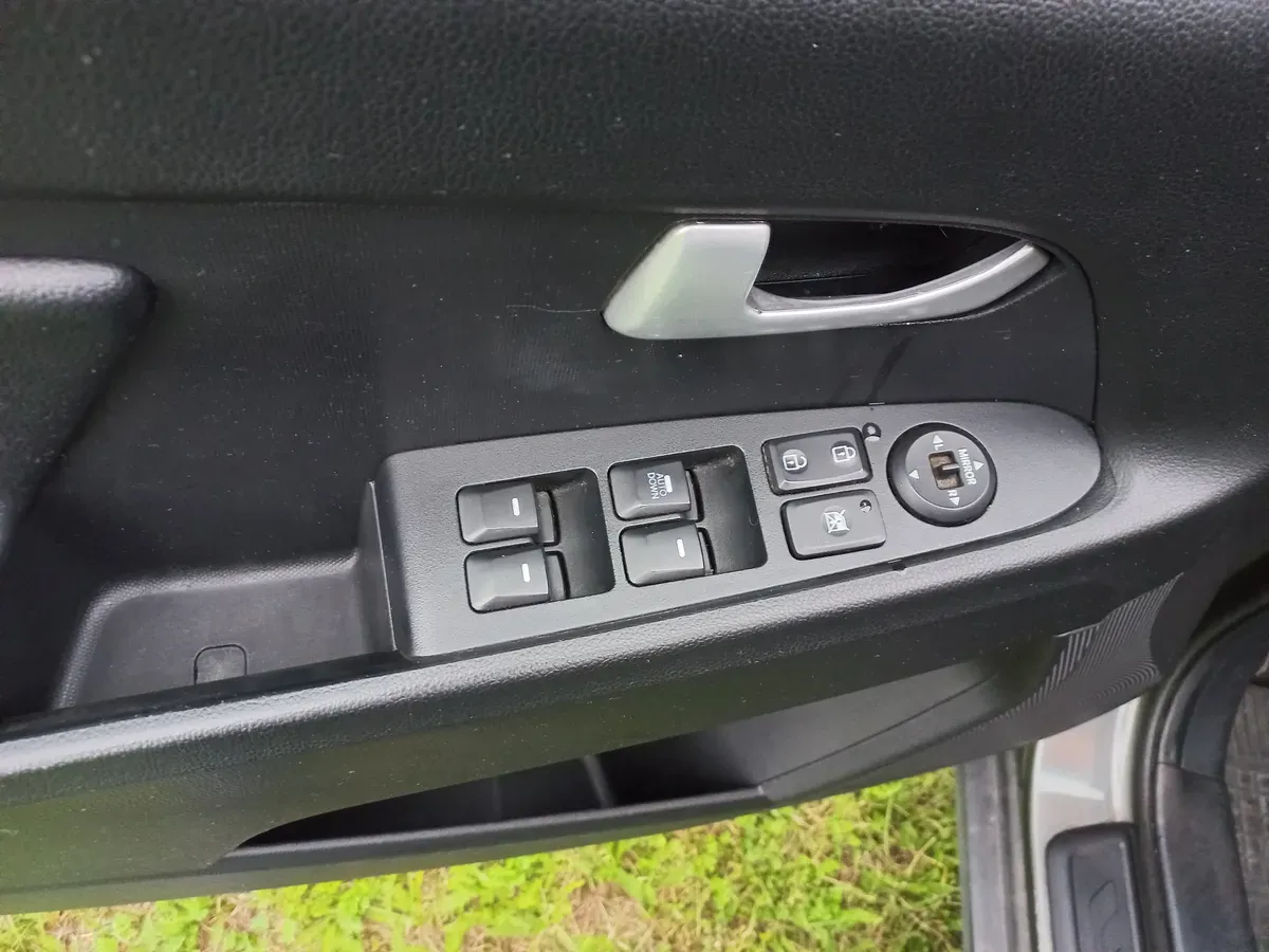 Kia Sportage 2011 photo 3