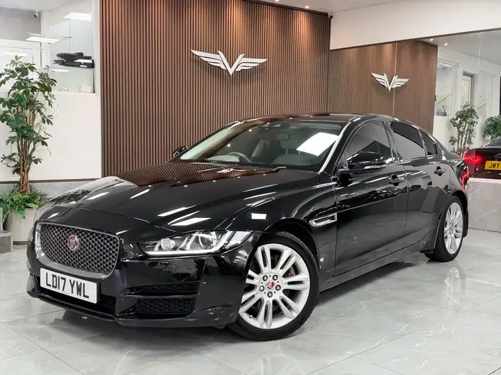 Jaguar Xe