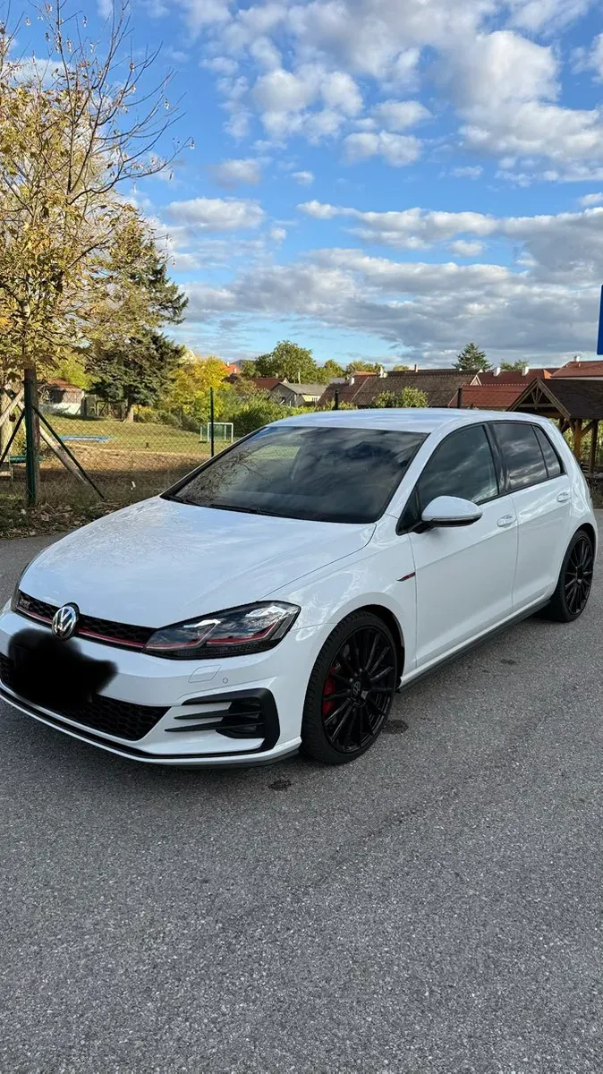 Volkswagen Golf 2017 photo 2