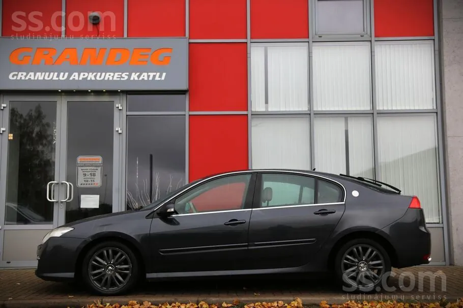 Renault Laguna 2008 photo 2