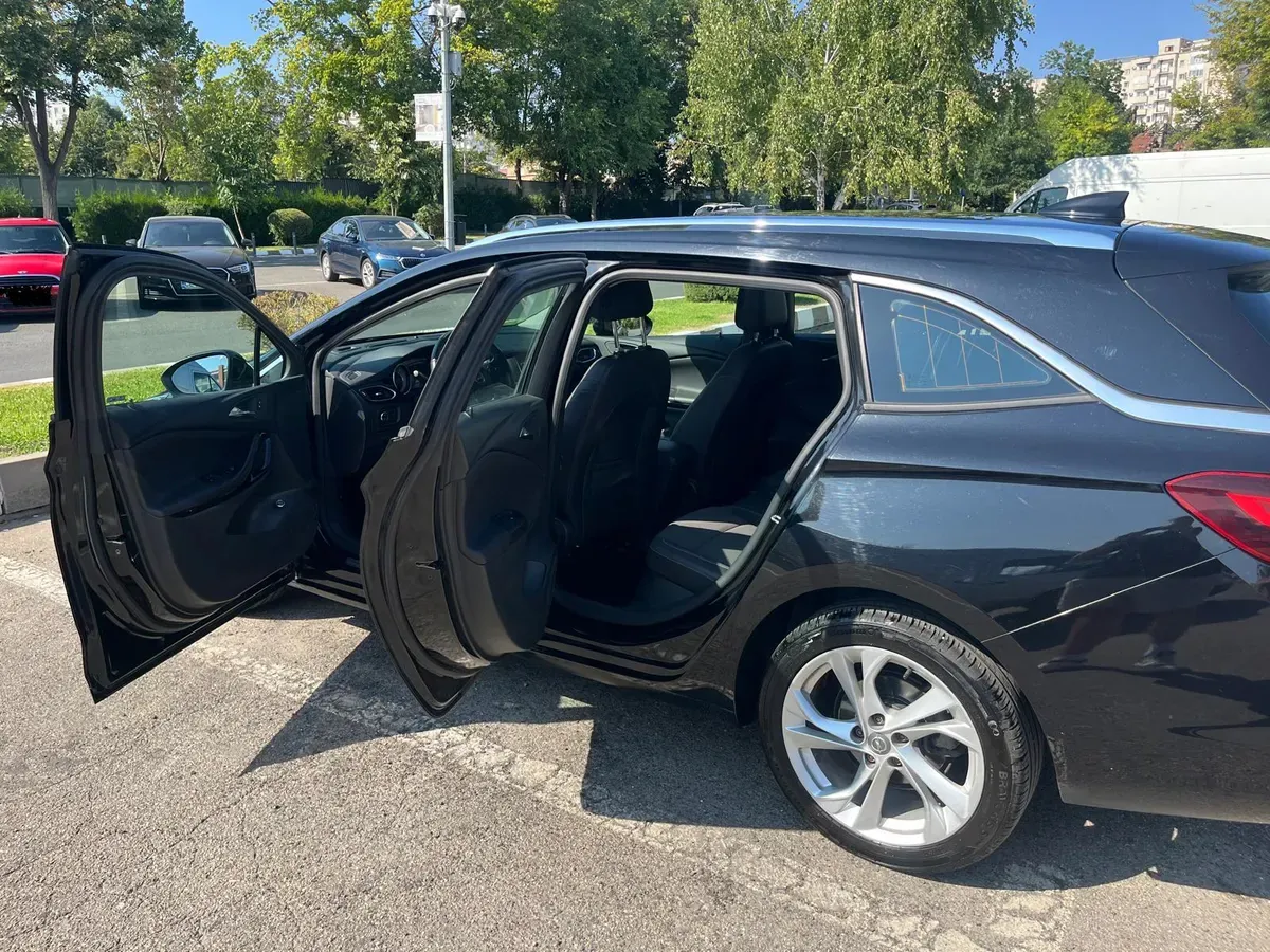 Opel Astra 2016 photo 2