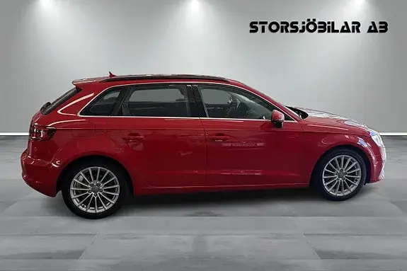 Audi A3 2015 photo 2