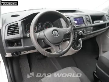 Volkswagen Transporter 2018 photo 3