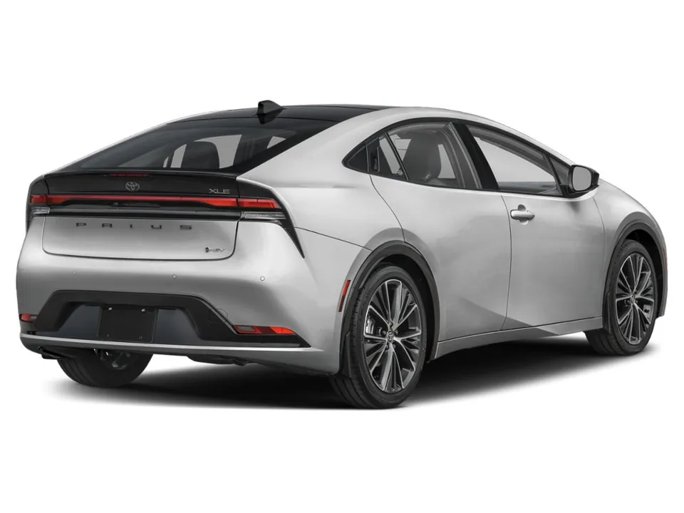 Toyota Prius 2024 photo 2