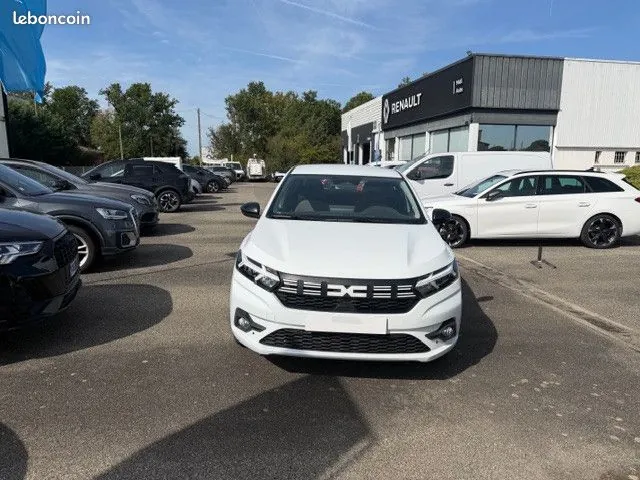 Dacia Sandero 2025 photo 2