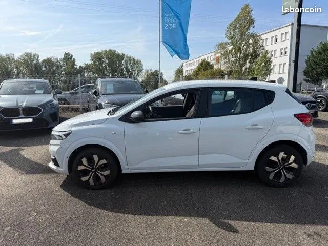 Dacia Sandero 2025 photo 4