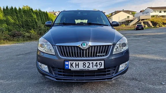 Skoda Fabia 2012 photo 3