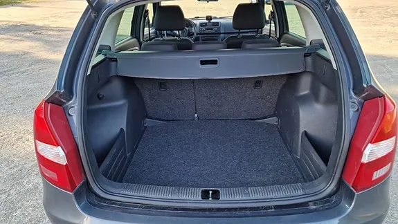 Skoda Fabia 2012 photo 5