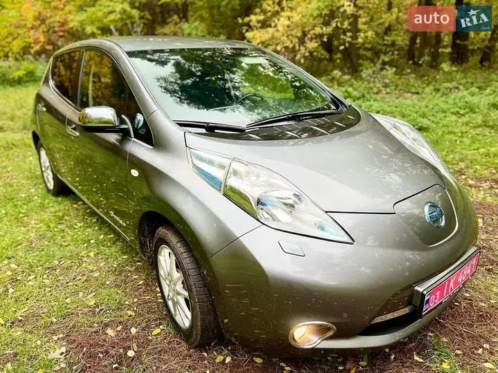 Nissan Leaf 2014 photo 5