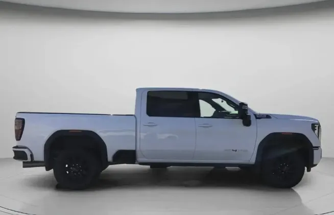 GMC Sierra 2500Hd 2025 photo 2