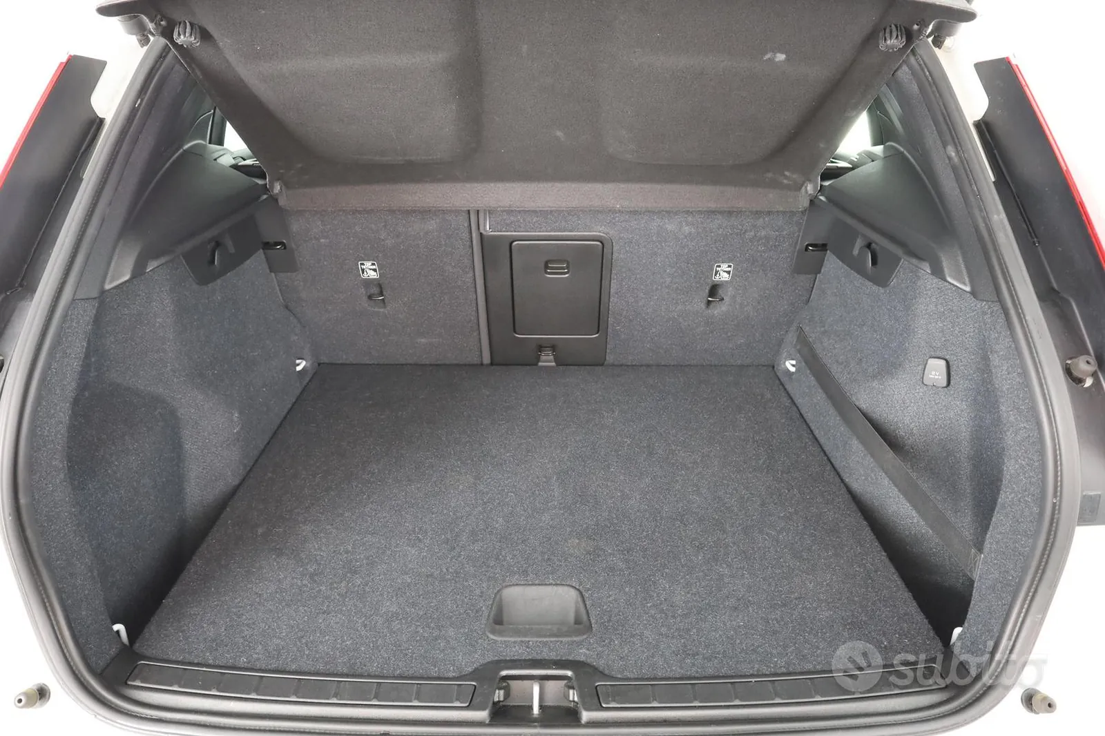 Volvo Xc40 2019 photo 5