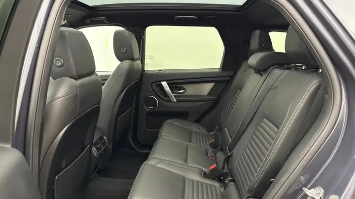 Land Rover Discovery Sport 2024 photo 4