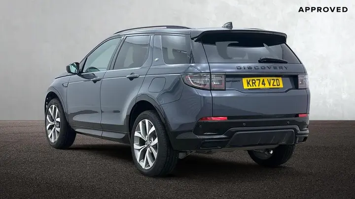 Land Rover Discovery Sport 2024 photo 2