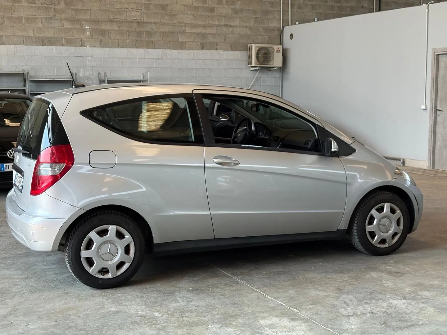 Mercedes-Benz A 150 2010 photo 4