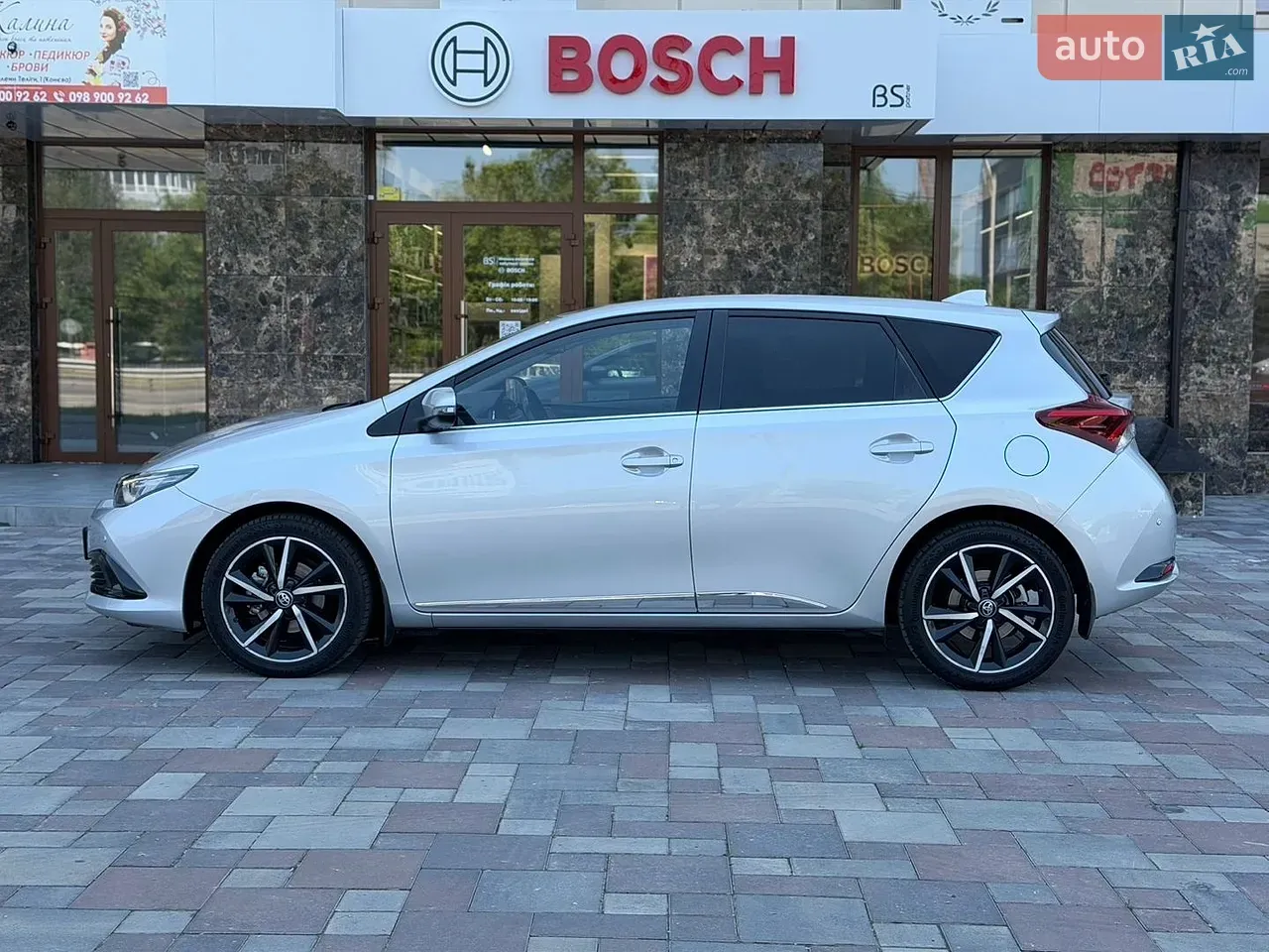 Toyota Auris 2017 photo 3