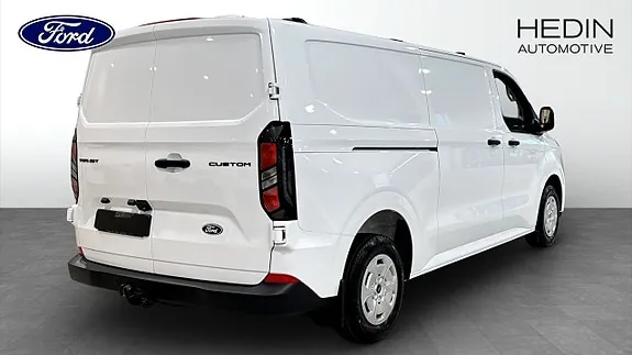 Ford Custom 2025 photo 5