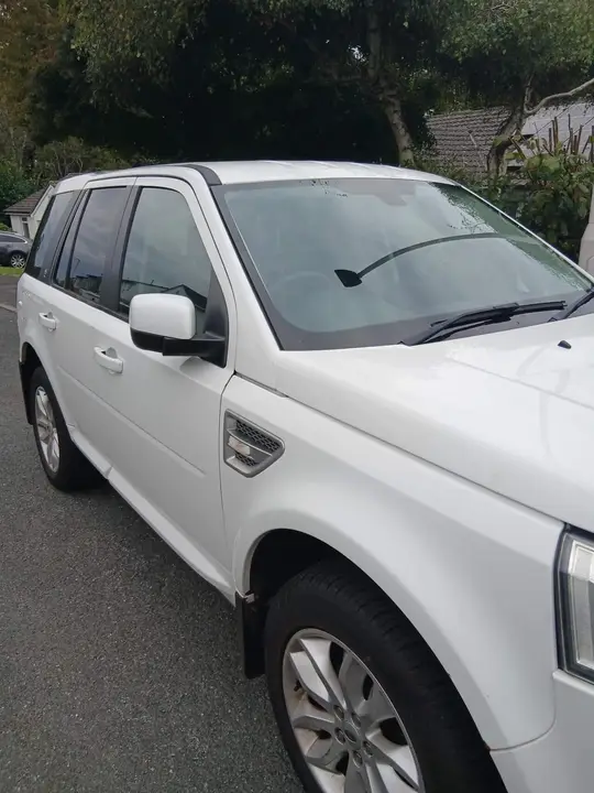 Land Rover Freelander 2 2012 photo 2