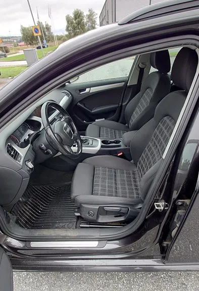 Audi A4 2011 photo 5
