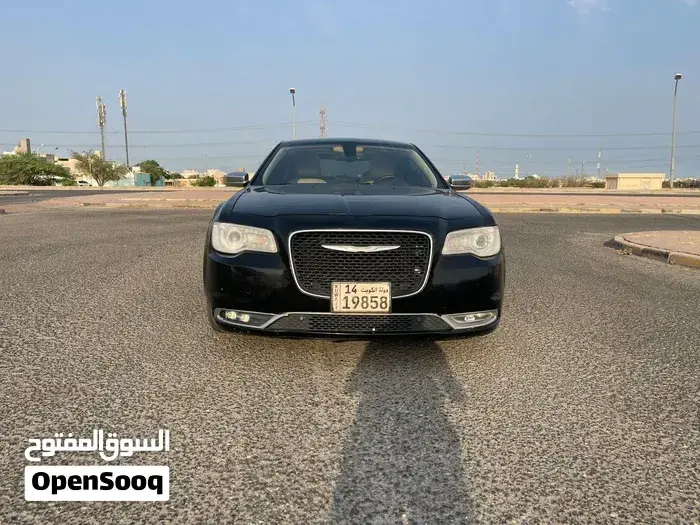 Chrysler 300 2015 photo 2