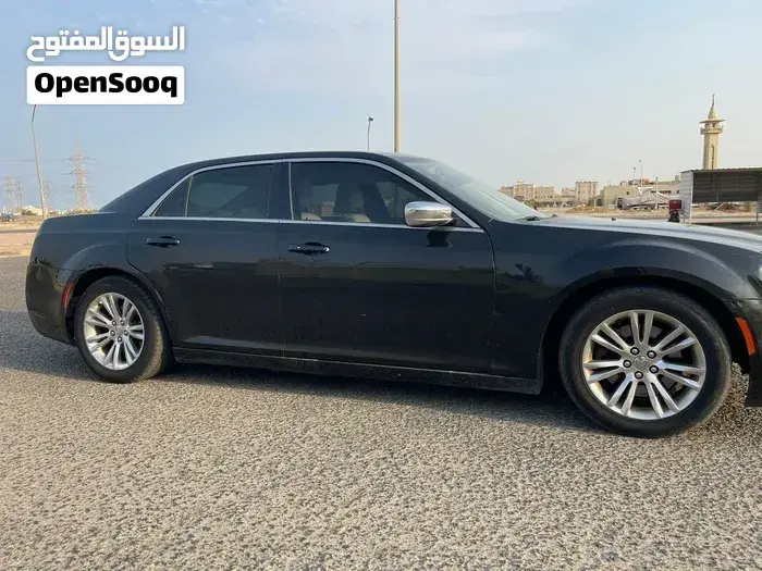 Chrysler 300 2015 photo 3