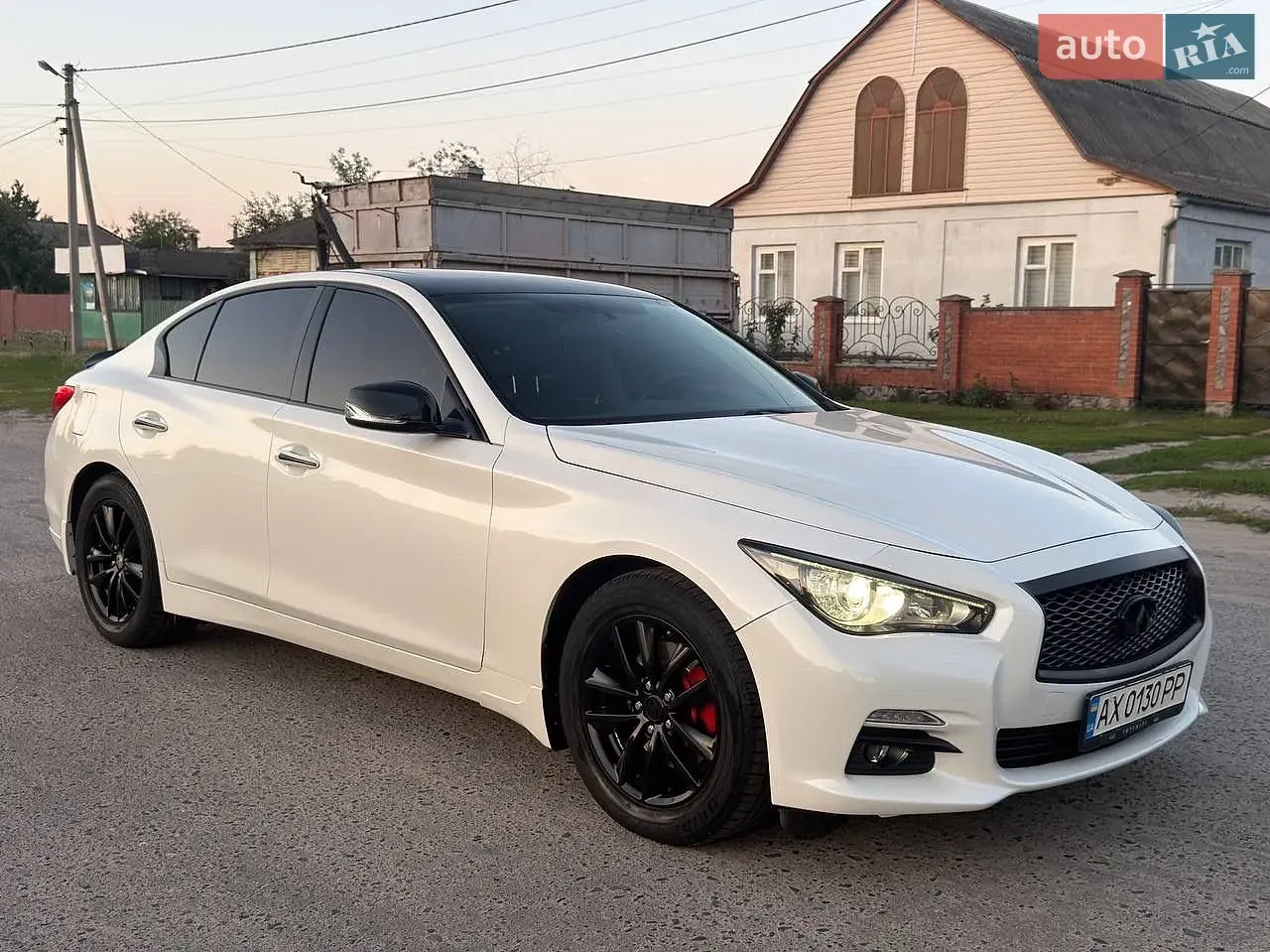 Infiniti Q50 2016 photo 4