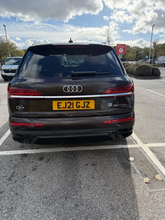 Audi Q7 2021 photo 4