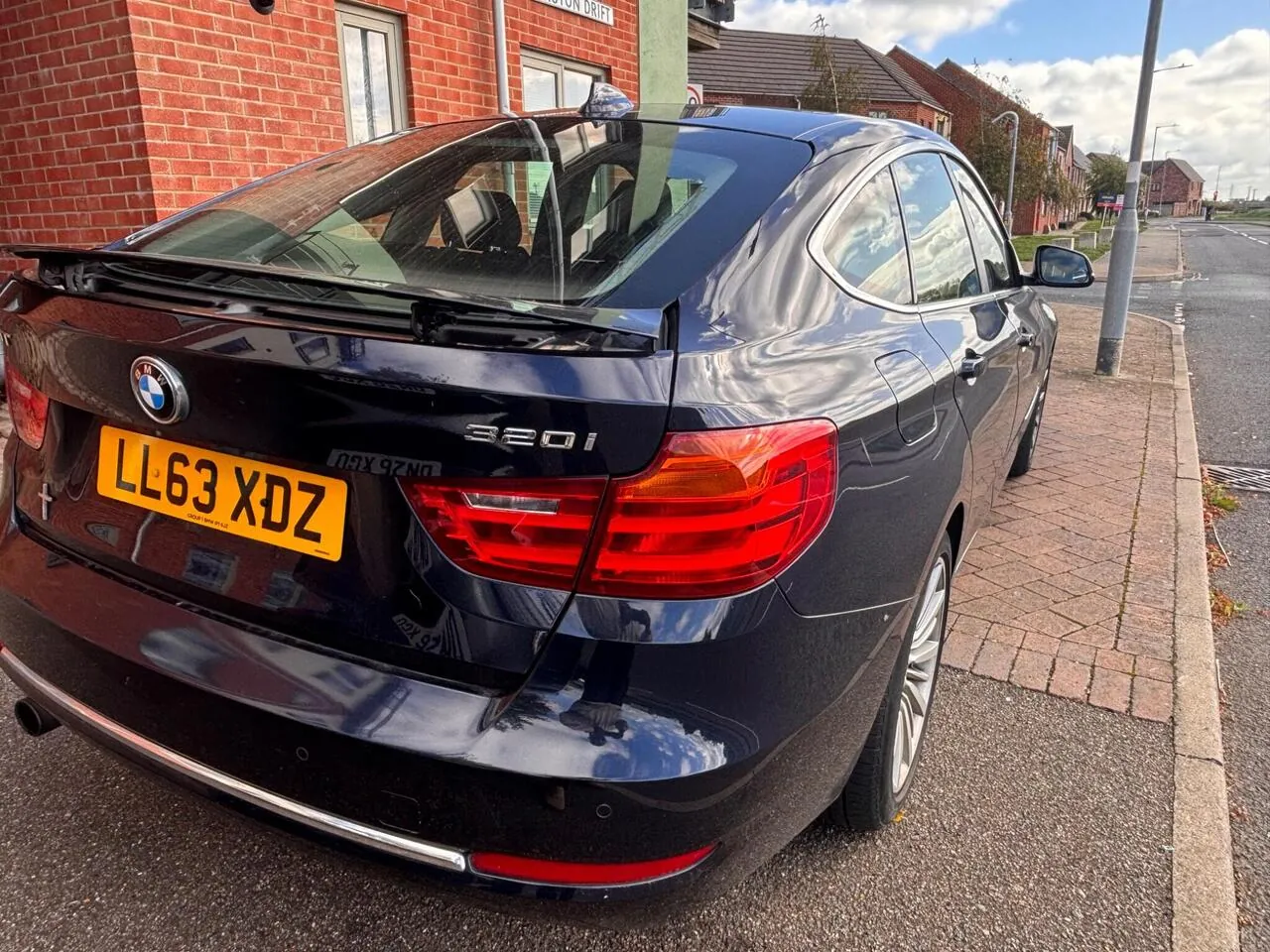 BMW 3 Series Gran Turismo 2013 photo 4