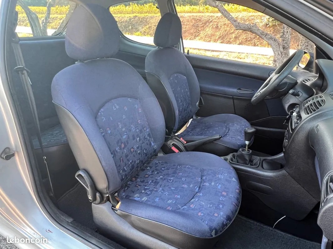 Peugeot 206 1999 photo 3