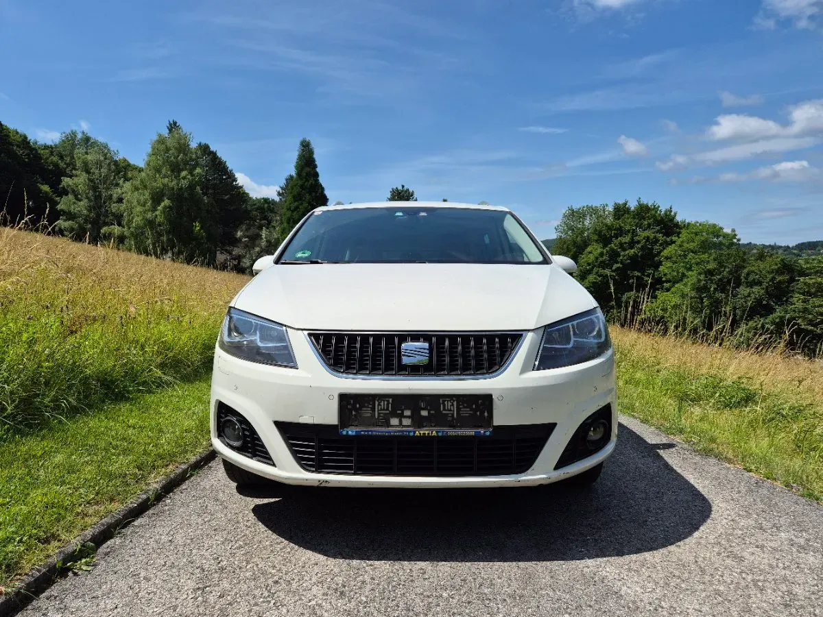 Seat Alhambra 2013 photo 2