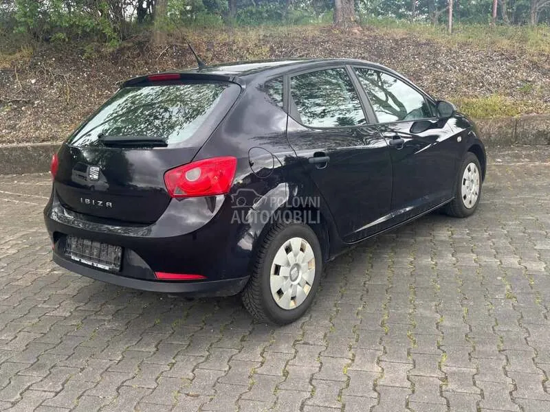 Seat Ibiza 2011 photo 4