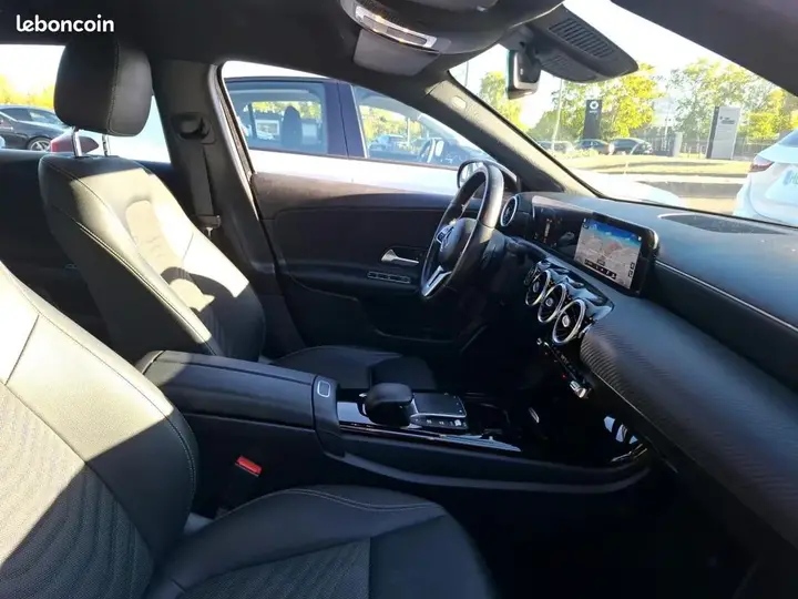 Mercedes-Benz A-Class 2022 photo 4