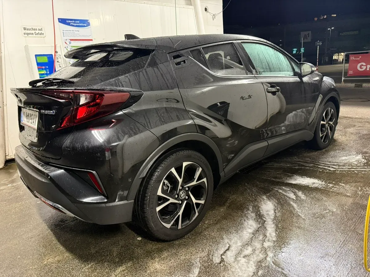 Toyota C-Hr 2021 photo 3
