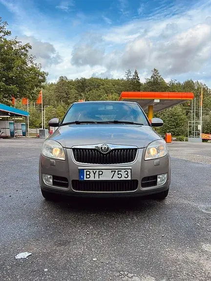 Skoda Fabia 2007 photo 2
