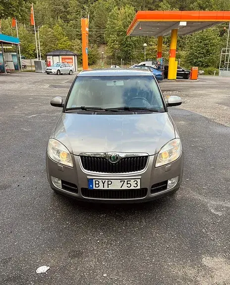 Skoda Fabia 2007 photo 3