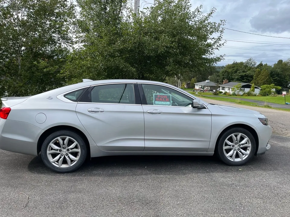 Chevrolet Impala 2018 photo 2