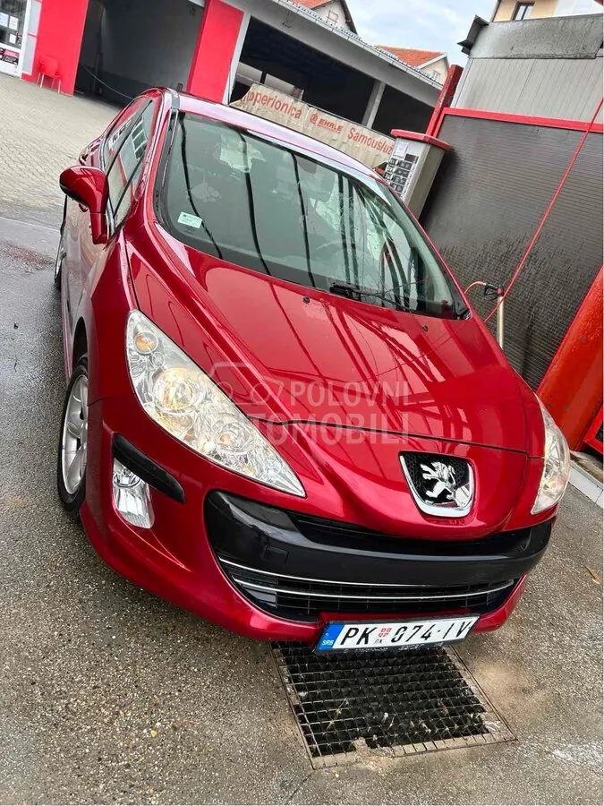 Peugeot 308 2010 photo 3
