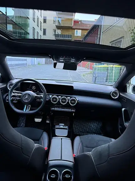 Mercedes-Benz Cla 200 2024 photo 5