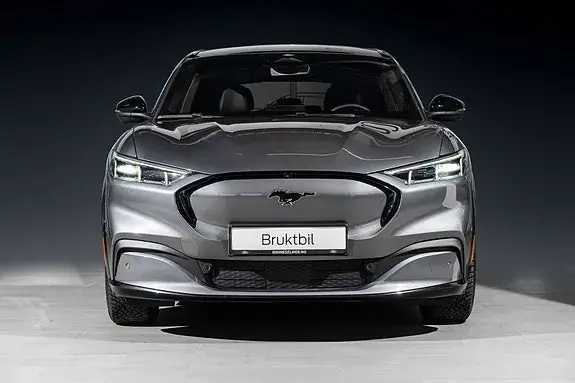 Ford Mustang Mach-E 2023 photo 3
