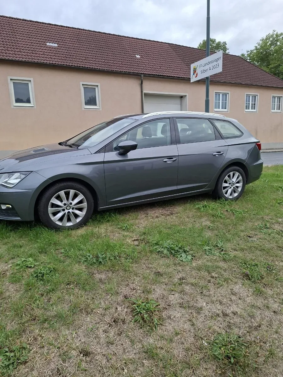Seat Leon 2018 photo 2
